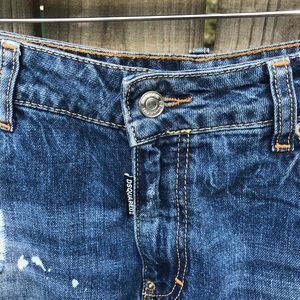 Dsquared2 shorts size 40 .